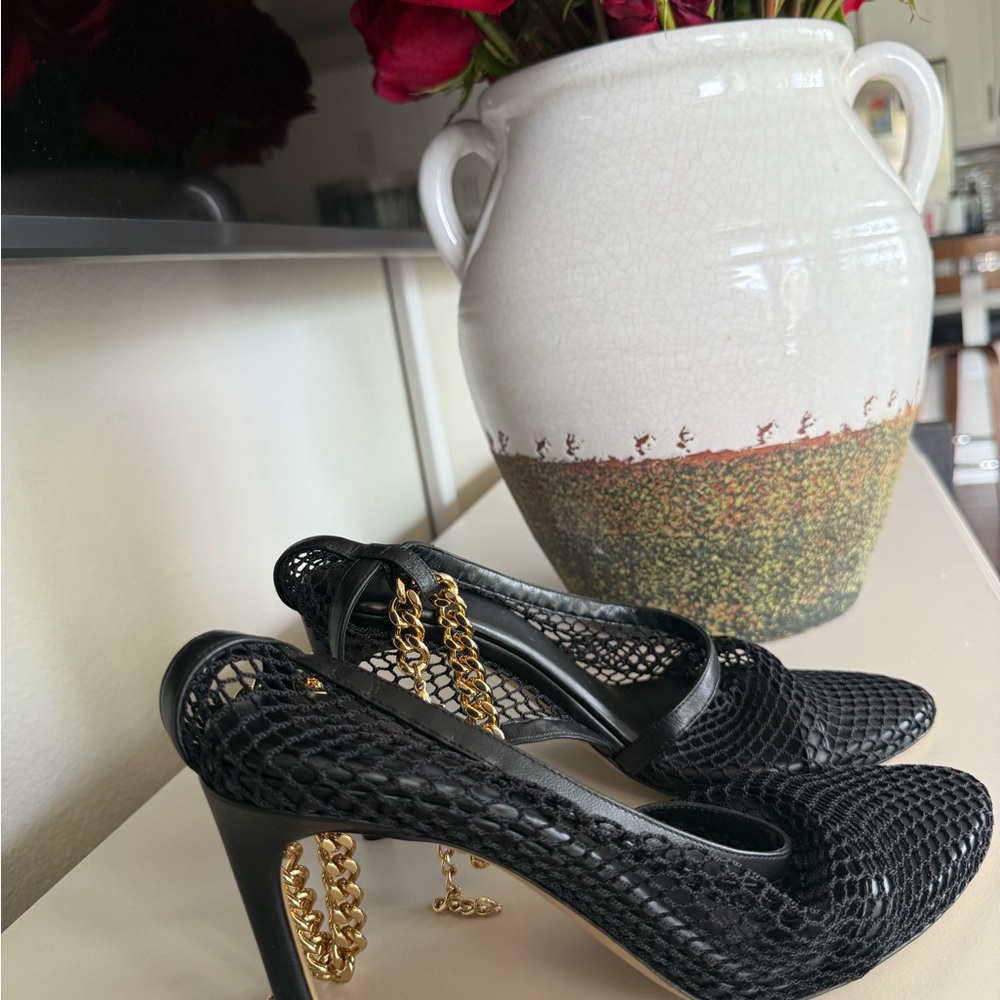 Bottega Veneta Black Sandals with Woven Design